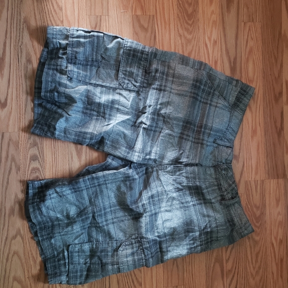Shorts - Picture 2 of 2